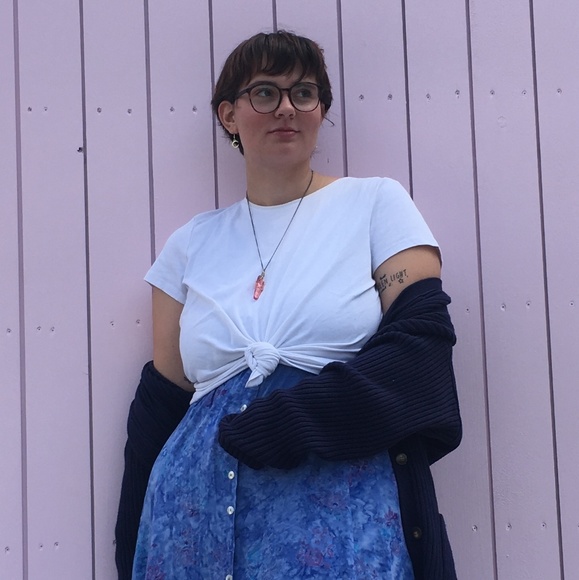 Meet your Posher, Michaela - Picture 3 of 3